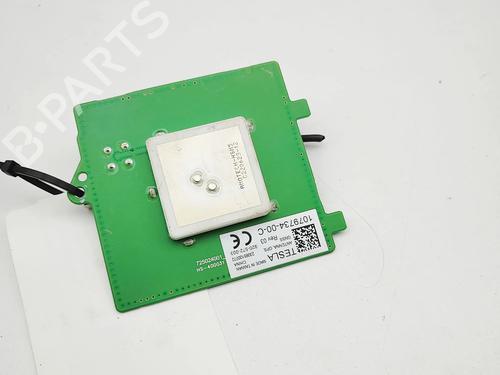 Antenne/Base TESLA MODEL Y (5YJY) Long Range All-wheel Drive | BP39073131C140 - Image 3