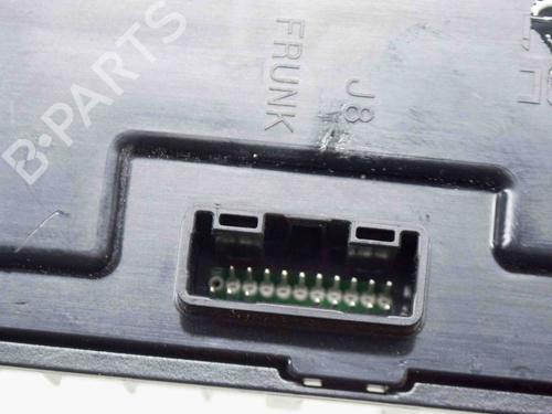 Módulo eletrónico TESLA MODEL 3 (5YJ3) EV AWD | BP27753041M83