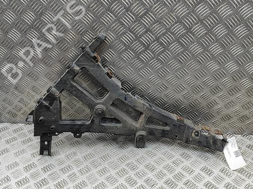rear-bumper-bracket-jaguar-f-pace-x761-2015-33382611 main image