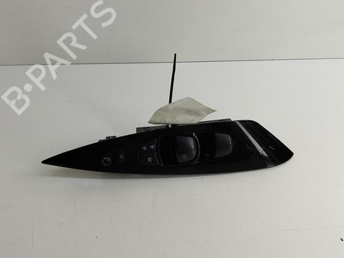 Used Left front window switch NISSAN LEAF (ZE1) Electric (150 hp) 28954343