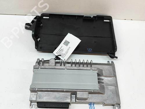 Used Electronic module AUDI E-TRON (GEN) 55 quattro (408 hp) 28137450