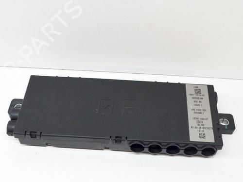 Used Fuse box JAGUAR F-PACE (X761) 2.0 TD4 AWD (180 hp) 9167034