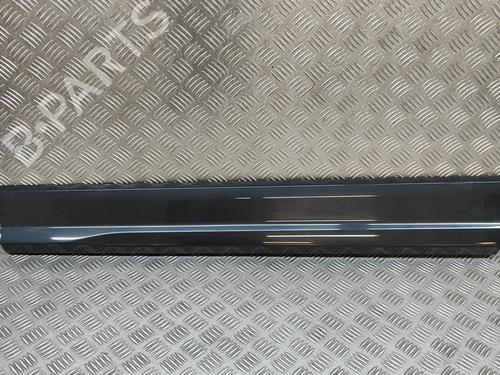 Used Door moulding trim AUDI Q2 (GAB, GAG) 35 TFSI (150 hp) 28559901