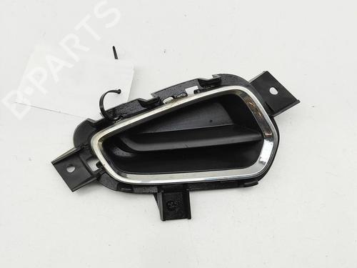 Grill Grill VOLVO V40 Cross Country (526) D2 (120 hp) 33378707 33378707