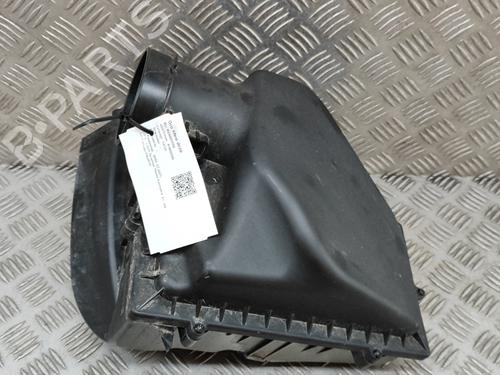 Used Air filter box BMW X7 (G07) xDrive 40 d Mild-Hybrid (352 hp) 27772593