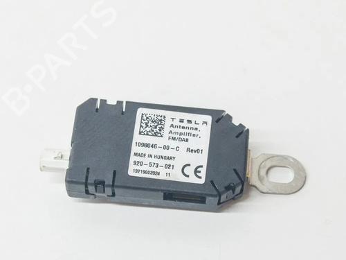 Used Electronic module TESLA MODEL 3 (5YJ3) EV AWD (351 hp) 27751504