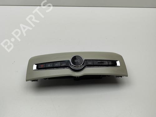 Switch VOLVO XC60 II (246) D4 AWD | BP24581602I30 