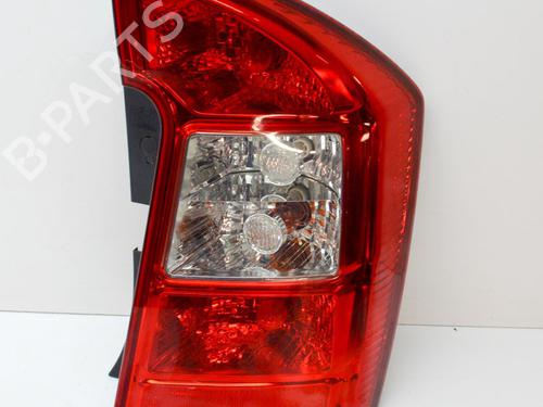 Used Right taillight KIA CARENS III MPV (UN) 2.0 CVVT (144 hp) 8624793