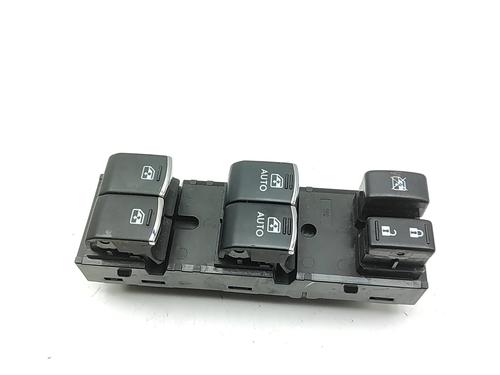 Used Right front window switch Right front window switch SUBARU FORESTER (SJ_) 2.0 D AWD (SJD) (147 hp) 32973546 32973546