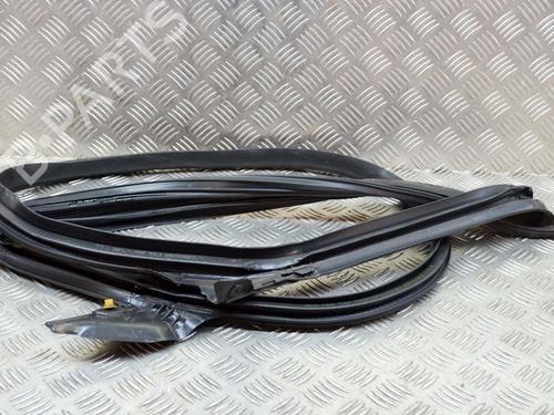 Used Rubber door seal TESLA MODEL 3 (5YJ3) EV AWD (351 hp) 27753338