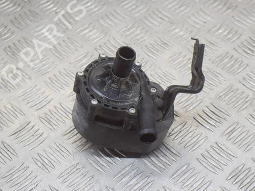 Used Auxiliary water pump Auxiliary water pump TESLA MODEL S (5YJS) 75D AWD (525 hp) 20231639 20231639