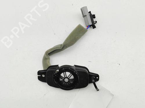 speaker-land-rover-defender-station-wagon-l663-2019-32525622 main image