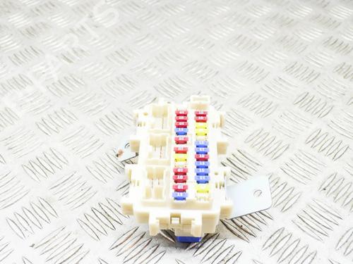 Fuse box RENAULT KOLEOS I (HY_) 2.0 dCi 4x4 (HY0K) | BP9165773E1