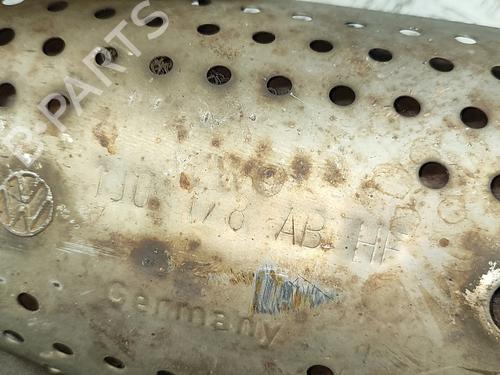 Catalyst VW NEW BEETLE Convertible (1Y7) 1.6 | BP30557376M10