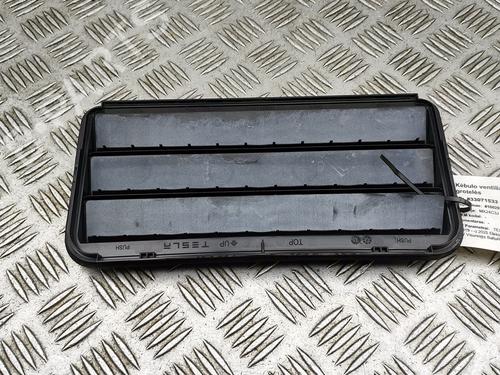 Used Grille TESLA MODEL Y (5YJY) Long Range All-wheel Drive (514 hp) 30856771