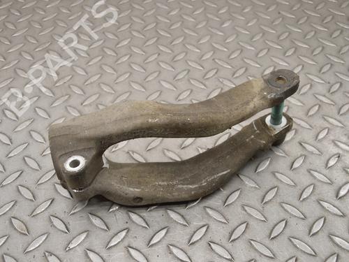 Used Left front suspension arm JAGUAR F-PACE (X761) 2.0 D200 MHEV (204 hp) 30233340