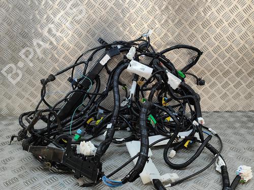 Used Wiring harness Wiring harness 21587605 21587605