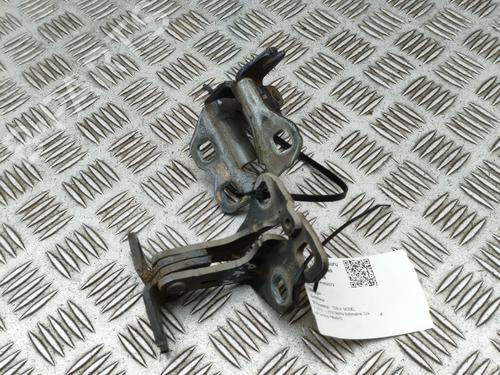 Used Hinge/Door check strap Hinge/Door check strap 39534945 39534945