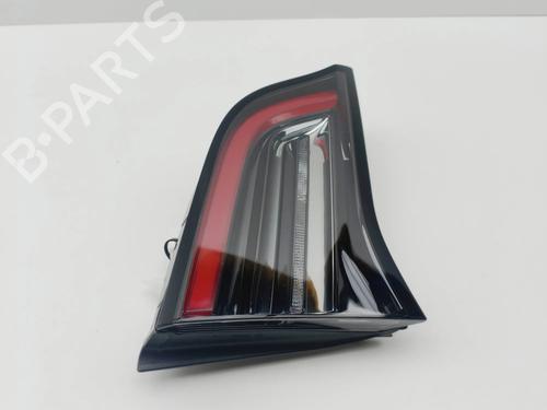 Left tailgate light TESLA MODEL Y (5YJY) Long Range All-wheel Drive | BP38201789C79 - Image 3