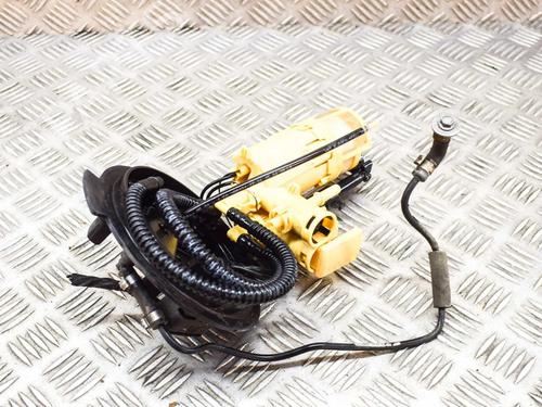 Used Fuel pump Fuel pump MERCEDES-BENZ C-CLASS (W205) C 250 BlueTEC / d 4-matic (205.009) (204 hp) 13928884 13928884