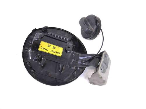 Fuel flap SUZUKI GRAND VITARA II (JT, TE, TD) 1.9 DDiS All-wheel Drive (JT419, TD44, JB419WD, JB419XD,... | BP30217314C131