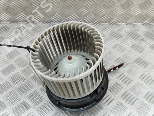 Ventilator motor CITROËN C4 III (BA_, BB_, BC_) 1.2 PureTech 130 (BAHNSA, BAHNSB) (130 hp) 28557882