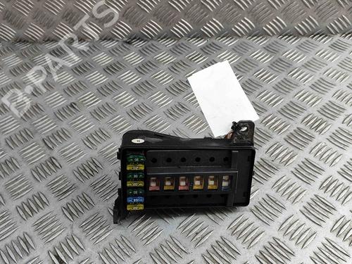 Used Fuse box LAND ROVER DEFENDER Station Wagon (L316, L315) 2.5 Td5 4x4 (L316) (122 hp) 27798484