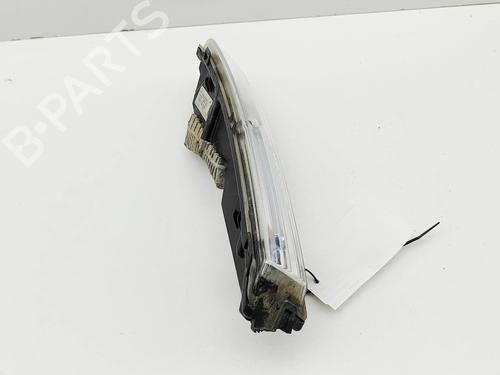 Right front fog light LAND ROVER DISCOVERY V (L462) 2.0 Sd4 4x4 | BP37029690C31 - Image 4