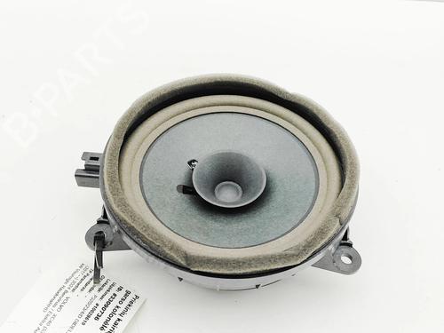 speaker-volvo-xc40-536-2017-33379484 main image