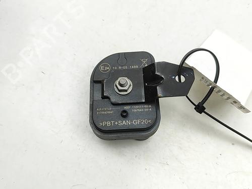 Electronic module TESLA MODEL 3 (5YJ3) EV AWD | BP33732551M83 - Image 2