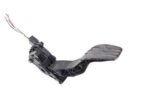 pedal-nissan-qashqai-ii-j11-j11_-2013-30222967 main image