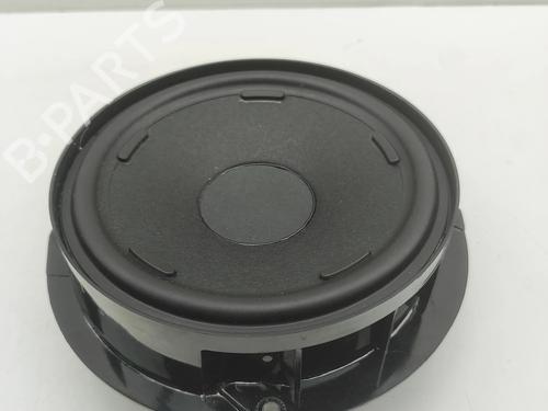 altavoz-ford-usa-explorer-cx740-2024-32728560 main image