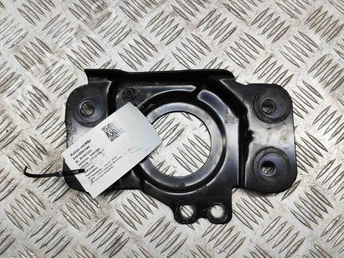 Używane Wspornik / Uchwyt VOLVO XC60 I SUV (156) D4 (190 hp) 15775255