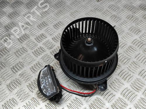 Used Heater blower motor VOLVO XC40 (536) T3 (150 hp) 27765846