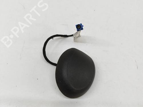 antennabase-ford-tourneo-custom-v362-bus-f3-2012-29392019 main image