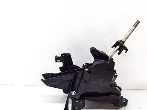 Gear lever FORD FOCUS III 1.0 EcoBoost | BP6771876M90 