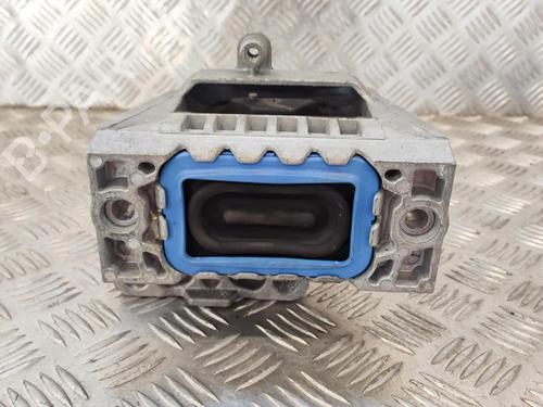 Engine mount VW PASSAT B7 Variant (365) 2.0 TDI | BP6757199M89