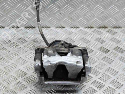 Venstre bremsekaliber bag AUDI A4 B9 (8W2, 8WC) 1.4 TFSI (150 hp) 14618509