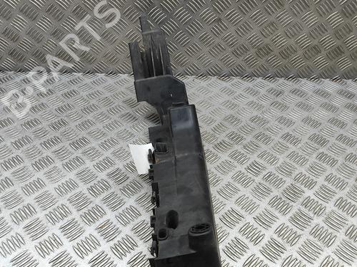 Right headlight support JEEP GRAND CHEROKEE IV (WK, WK2) 3.0 CRD V6 4x4 | BP29829800C156