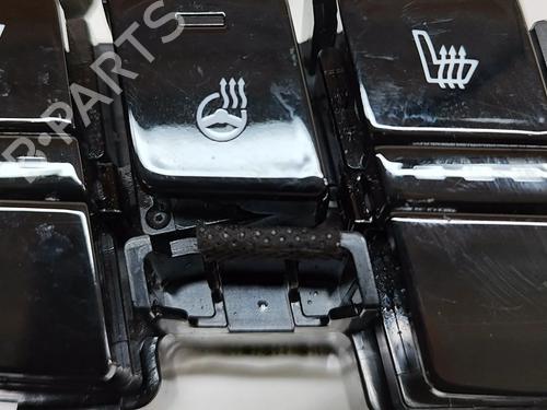 Switch KIA SPORTAGE V (NQ5) 1.6 T-GDi Hybrid | BP27776628I30 