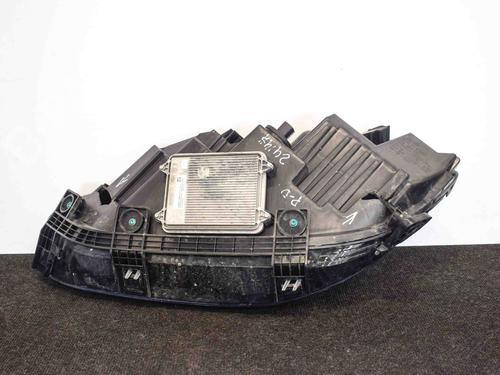 Right headlight TESLA MODEL X (5YJX) 90D AWD | BP29488427C29 