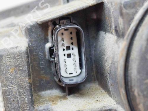 Right headlight FORD KUGA II (DM2) 2.0 TDCi 4x4 | BP29510671C29 