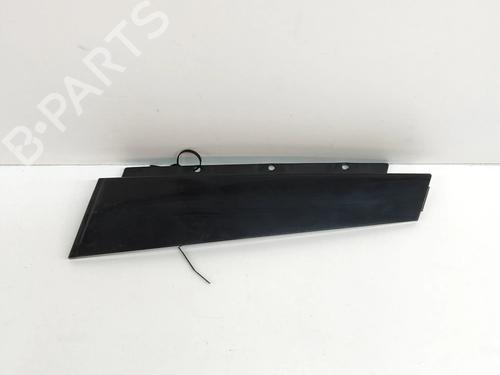 Dørliste Dørliste SKODA SUPERB III Estate (3V5) 2.0 TDI 4x4 (190 hp) 16711290 16711290