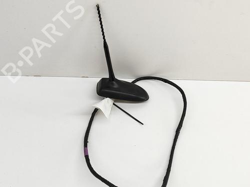 Antena/Base TOYOTA AURIS (_E18_) 1.6 (ZRE181_, ZRE185_, ZRE185R, ZRE181R) (132 hp) 23561551