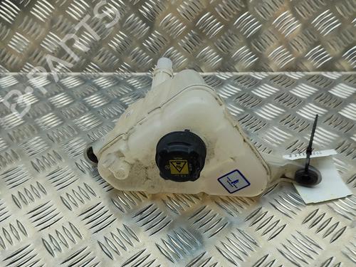 ekpansionstank-alfa-romeo-stelvio-949_-2016-28955019 main image