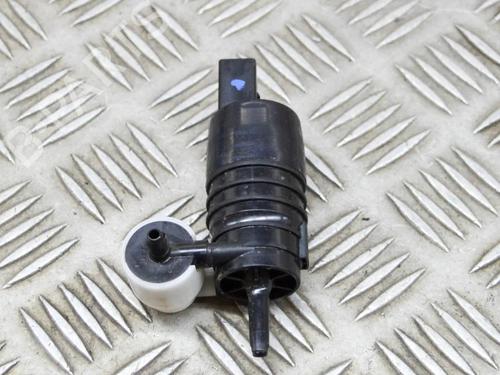 Used Washer pump BMW i3 (I01) s Electric (102 hp) 27760751