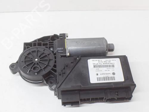 Rudehejsemotor forskærm venstre VW PHAETON (3D1, 3D2, 3D3, 3D4, 3D6, 3D7, 3D8, 3D9) 4.2 V8 4motion (335 hp) 7267149