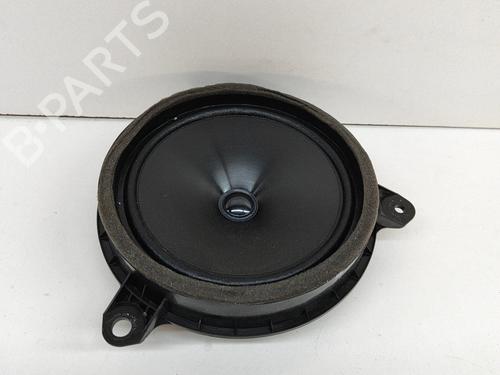 Altoparlante TOYOTA RAV 4 V (_A5_, _H5_) 2.5 Hybrid (AXAH52) (218 hp) 30885372