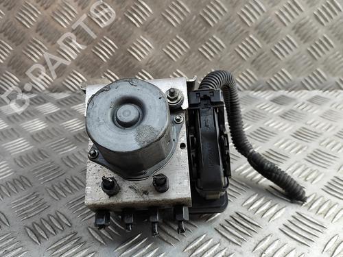 ABS pump TESLA MODEL X (5YJX) P100D AWD | BP33372610M43 - Image 2