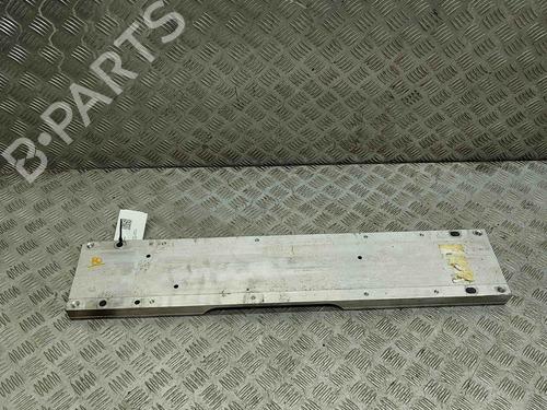 Andre PEUGEOT 2008 II (UD_, US_, UY_, UJ_, UR_, UC_) e-2008 (UKZKXZ) (136 hp) 27779672